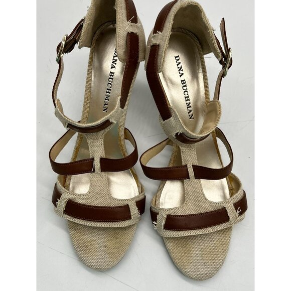 Dana Buchman Womens Strappy Heeled Sandals Size 8M Beige Canvas Buckle Open Toe - Picture 12 of 16